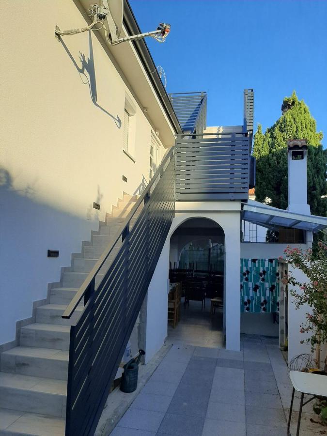 H&F Apartmani Vir Exterior foto